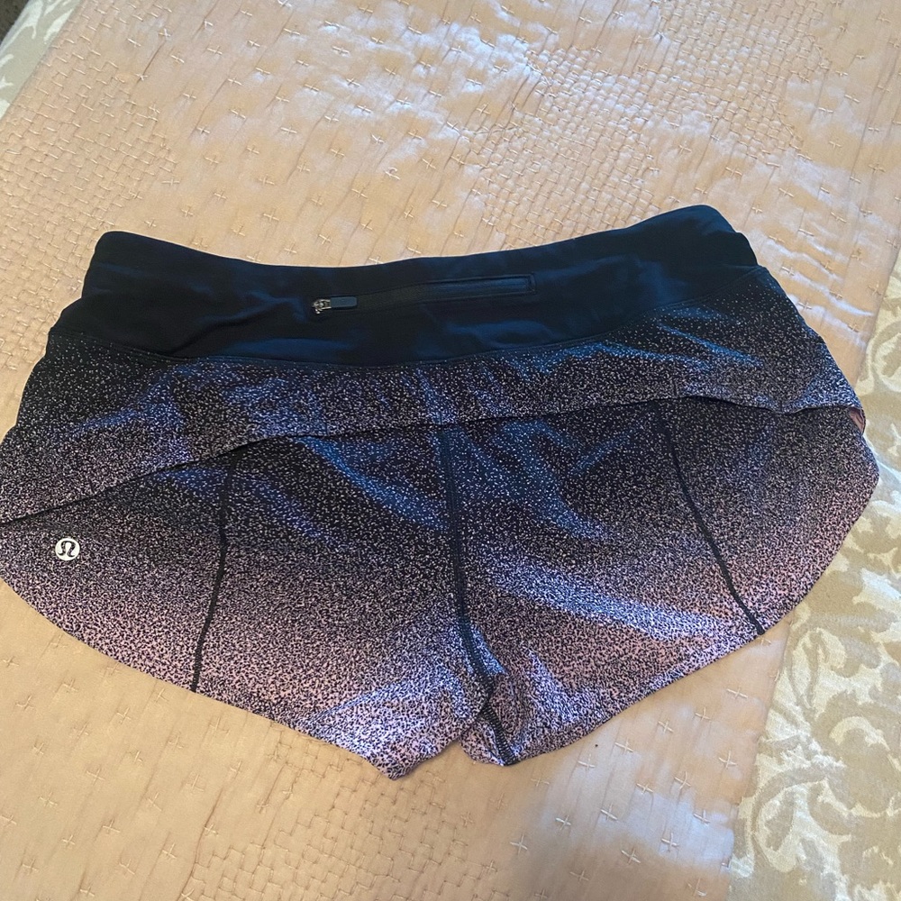 Lululemon Speed Up Mid Rise Short 2.5” - Picture 2 of 4